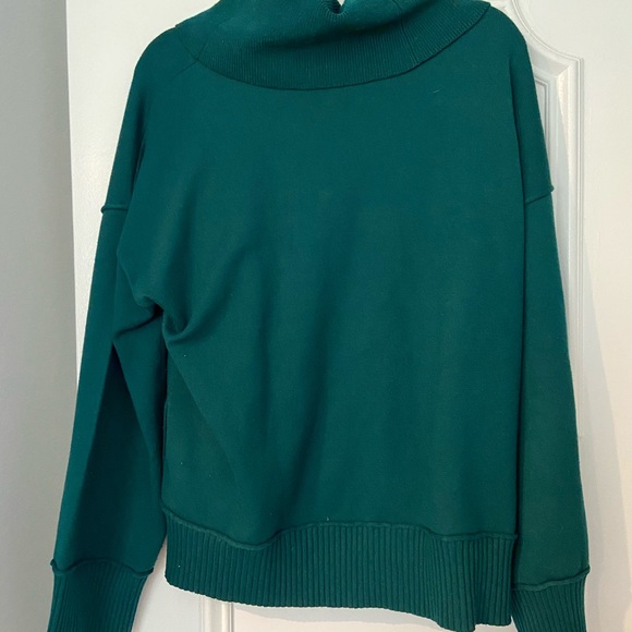 Design History sweater - Picture 5 of 5